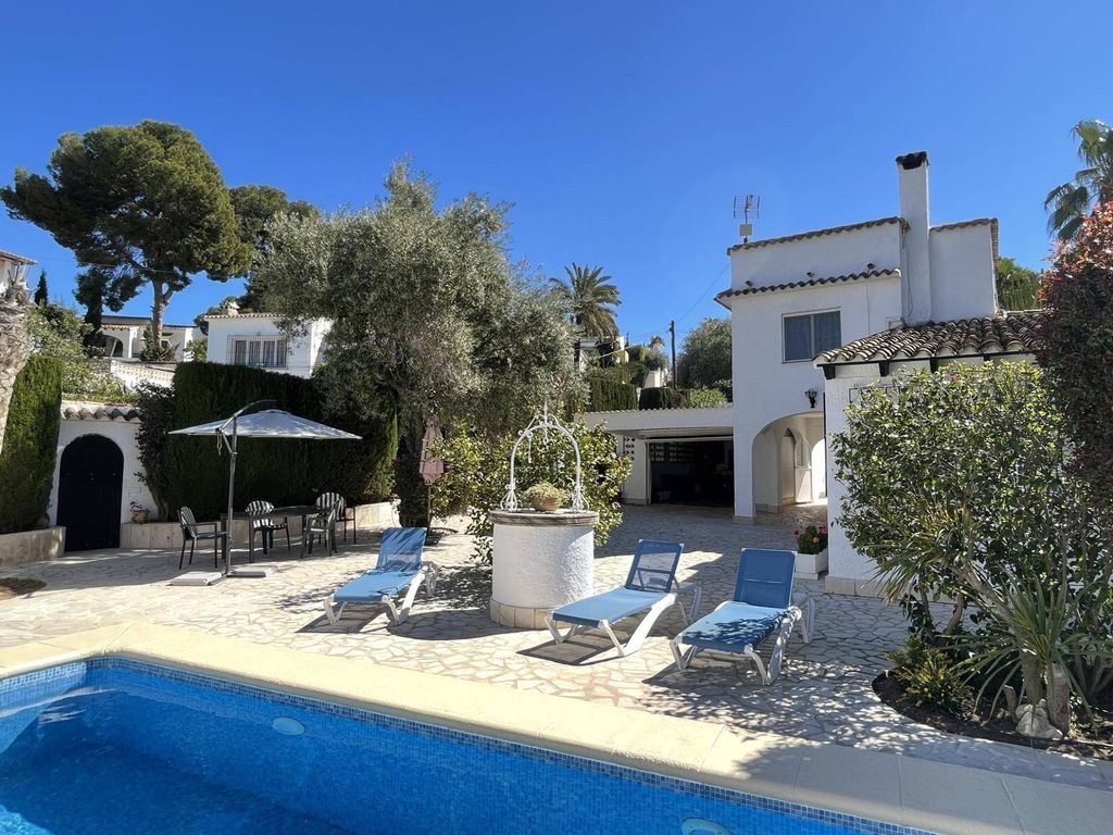 Luxury House for sale in Moraira, 850 000 €, Photo 1