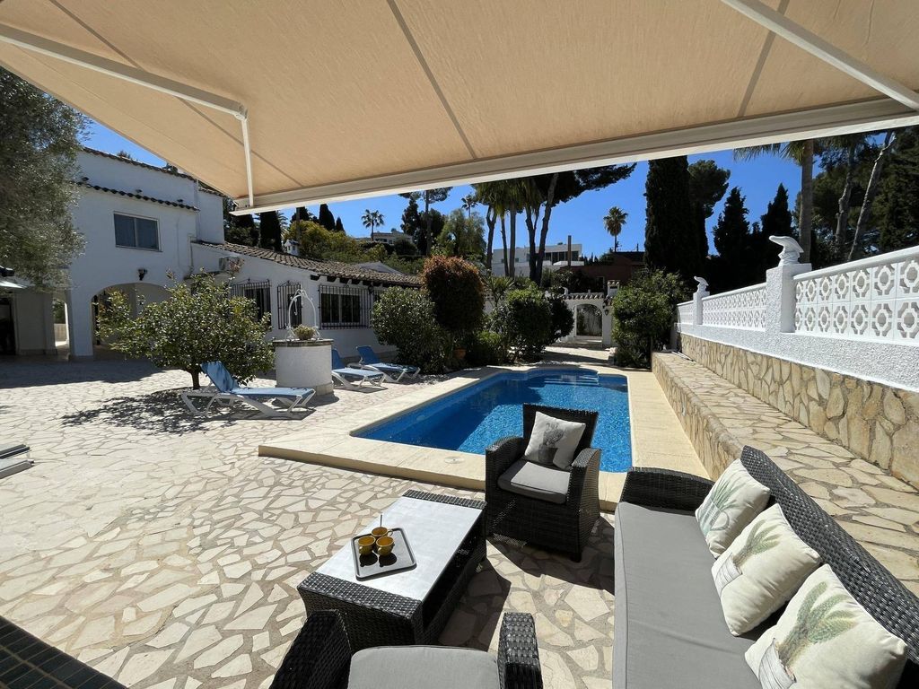 Luxury House for sale in Moraira, 850 000 €, Photo 4