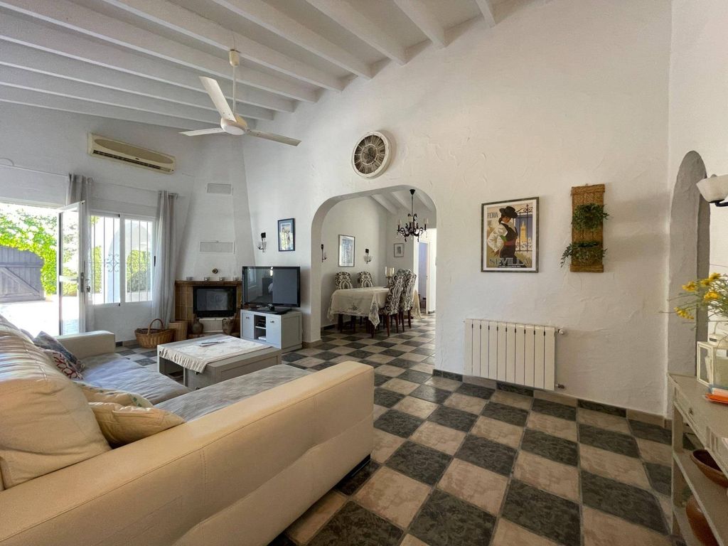 Luxury House for sale in Moraira, 850 000 €, Photo 5