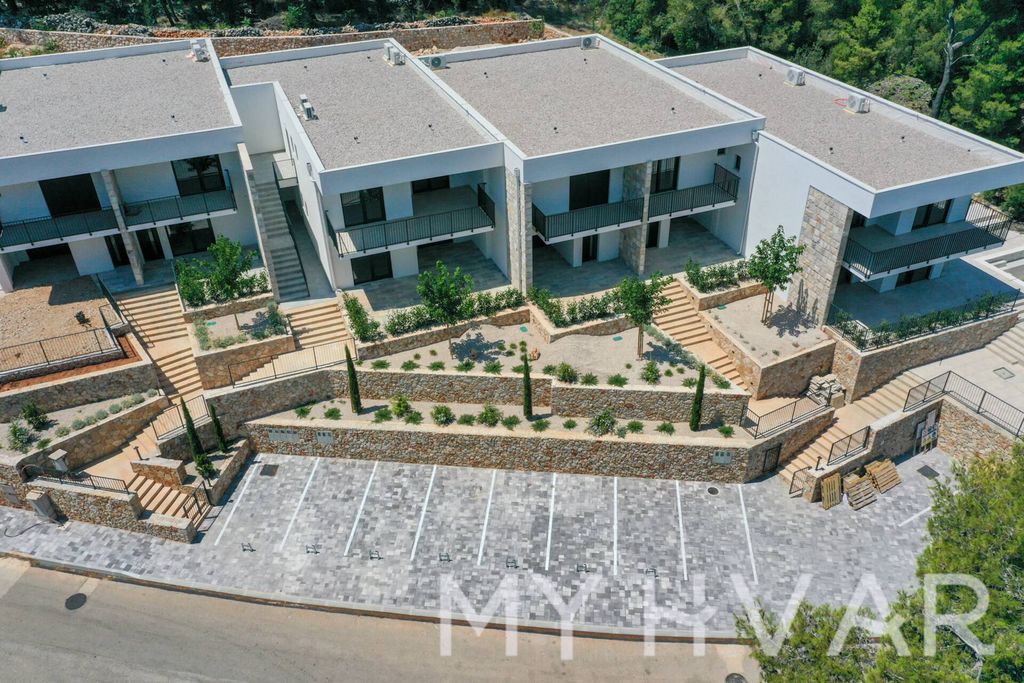 Appartement de luxe à vendre à Jelsa, 680 000 €, Photo 7