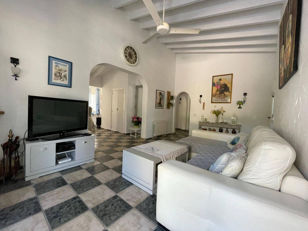 Luxury House for sale in Moraira, 850 000 €, Photo 7
