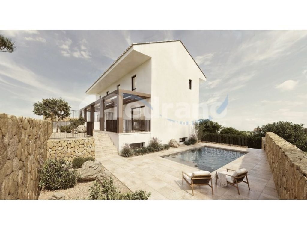 Maison de luxe à vendre à La Nucia, 594 000 €, Photo 1