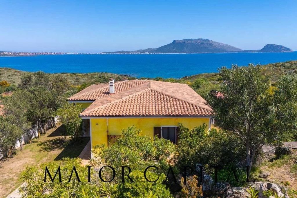 Maison de luxe à vendre à Golfo Aranci, 1 200 000 €, Photo 1