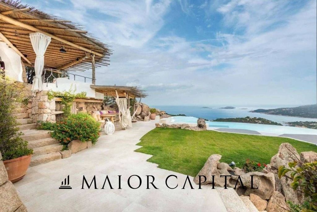 Luxury House for sale in Porto Cervo, 5 500 000 €, Photo 1