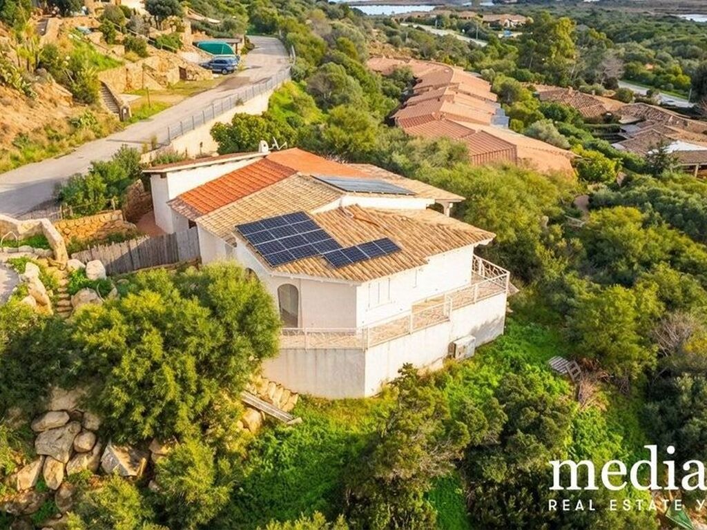 Maison de luxe à vendre à Loiri Porto San Paolo, 620 000 €, Photo 1