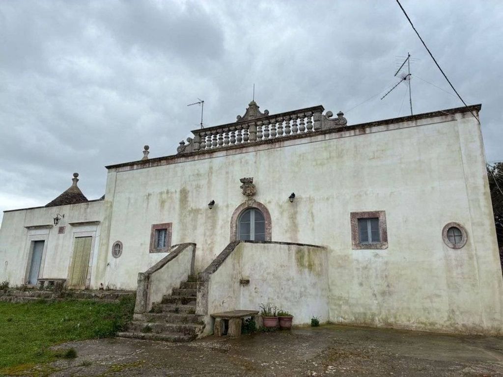 Maison de luxe à vendre à Martina Franca, 750 000 €, Photo 1