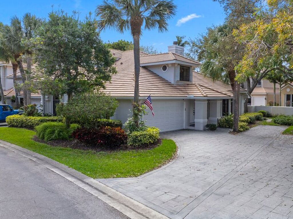 Maison de luxe à vendre à Juno Beach, 672 398 €, Photo 1