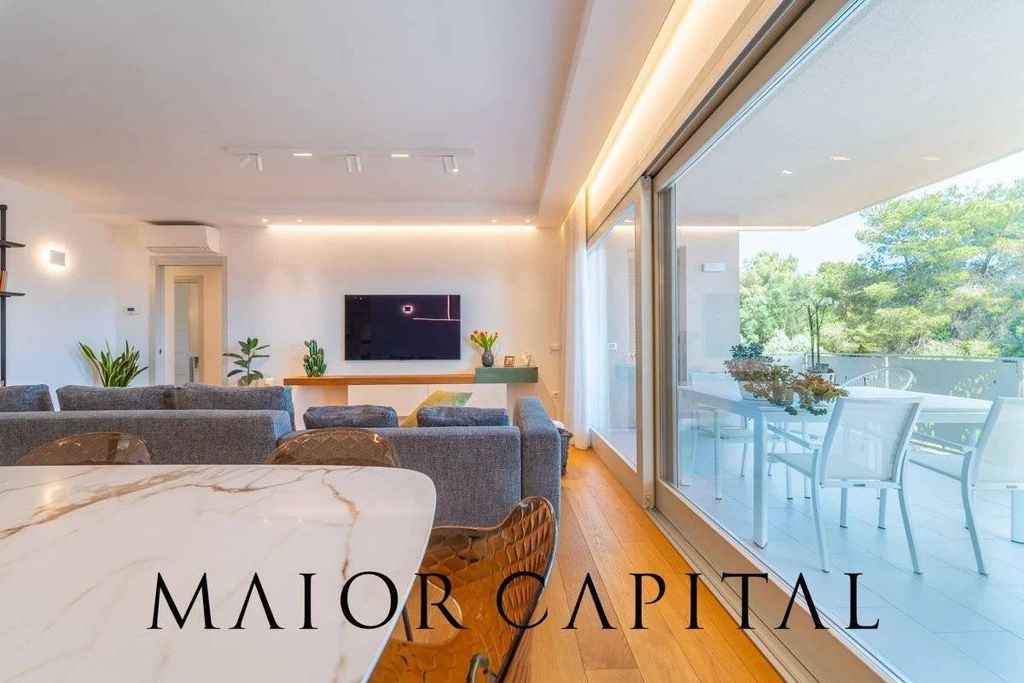 Luxury Apartment for sale in Olbia, 650 000 €, Photo 2