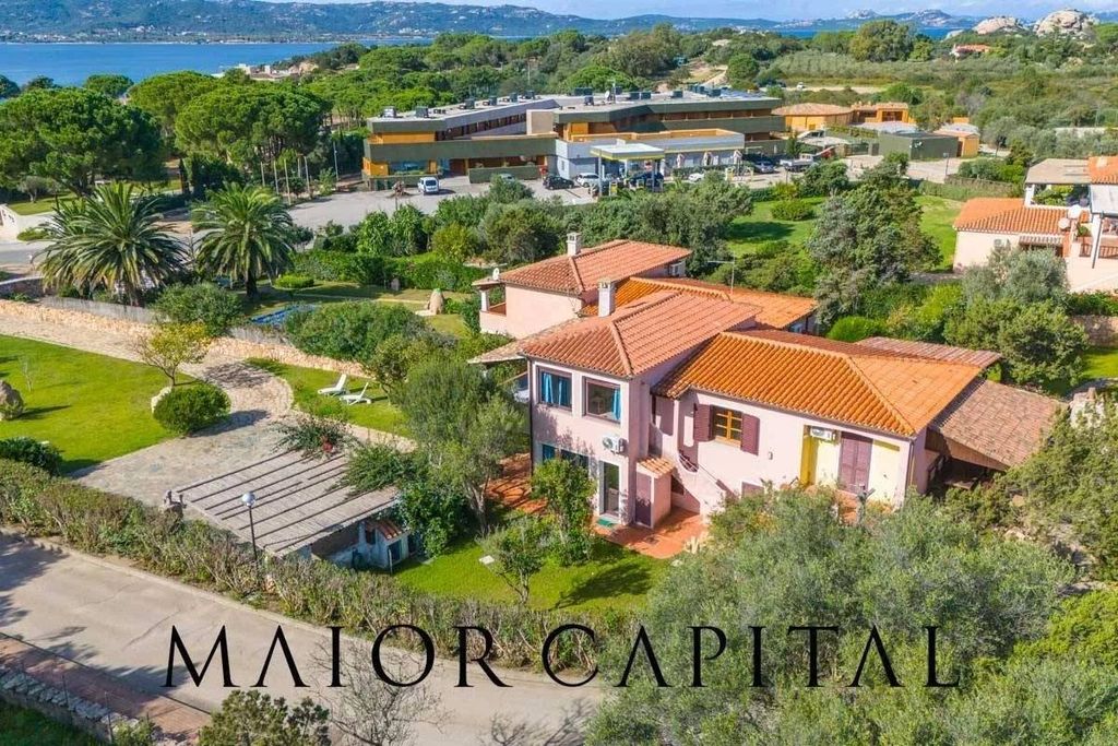 Maison de luxe à vendre à Arzachena, 1 050 000 €, Photo 2