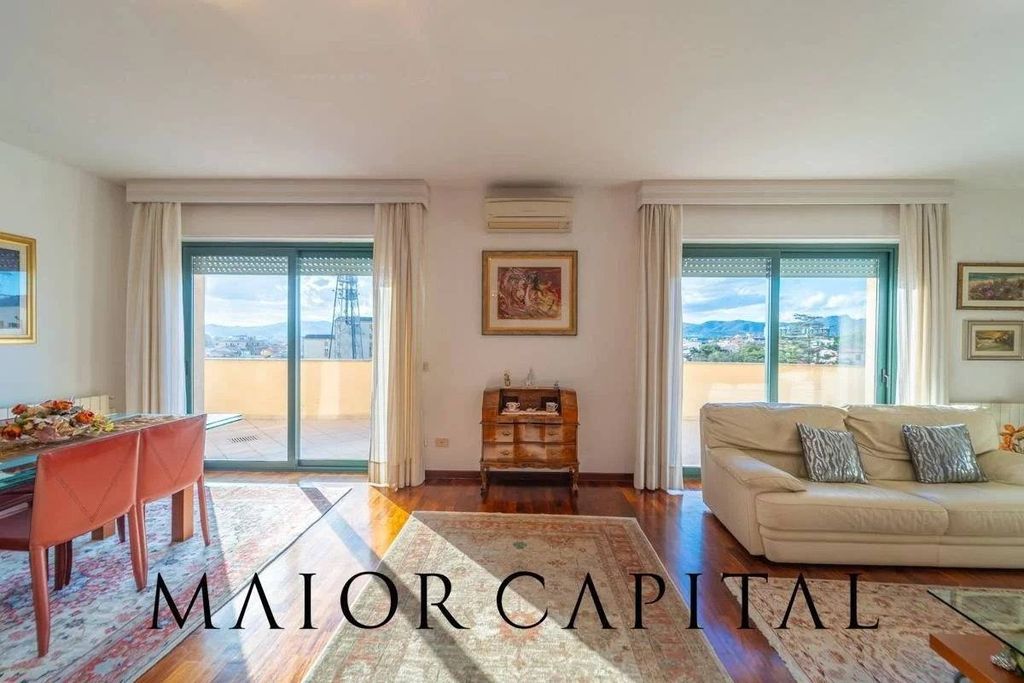 Luxury Apartment for sale in Olbia, 840 000 €, Photo 3