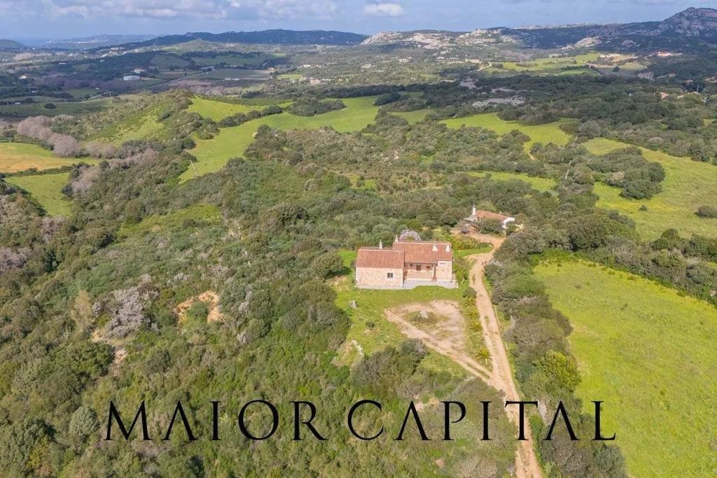 Luxury House for sale in Arzachena, 790 000 €, Photo 5