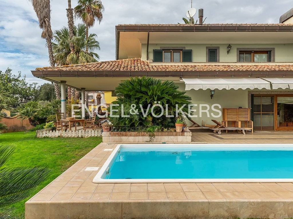 Luxury House for sale in Anzio, 970 000 €, Photo 5