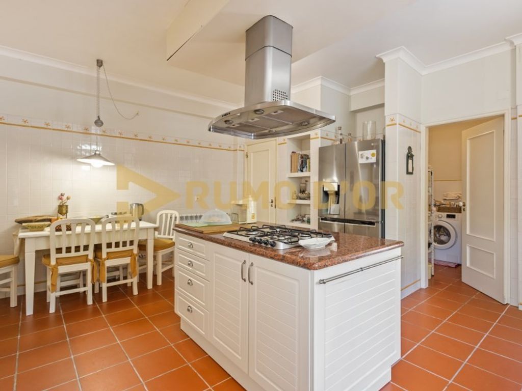 Maison de luxe à vendre à Alenquer, 590 000 €, Photo 2