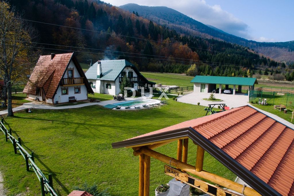 Maison de luxe à vendre à Ogulin, 690 000 €, Photo 4