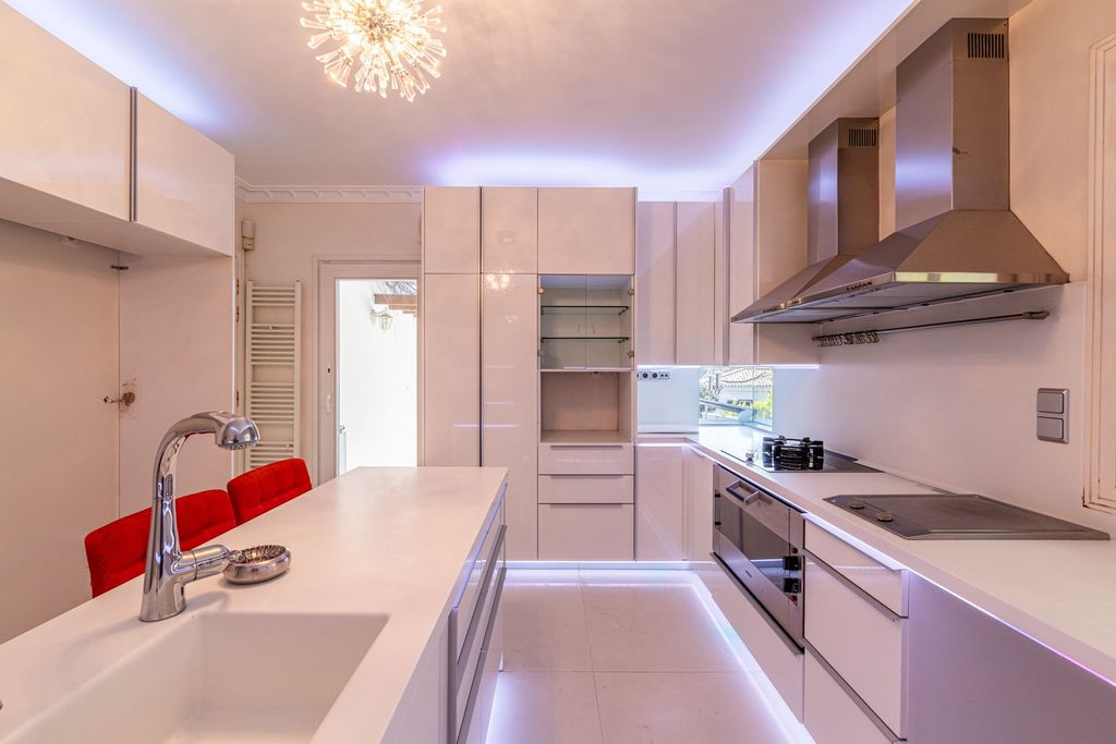 Maison de luxe à vendre à Ekáli, 1 200 000 €, Photo 6