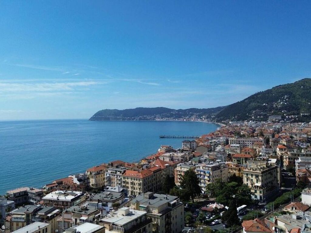 Appartement de luxe à vendre à Alassio, 1 400 000 €, Photo 1