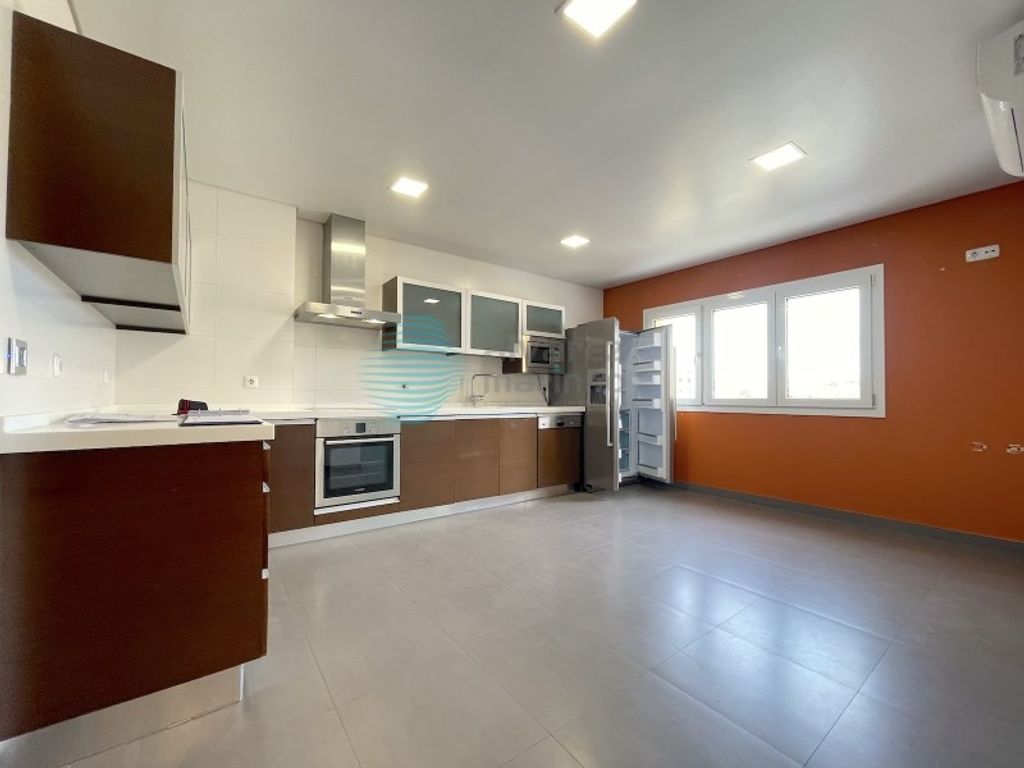 Appartement de luxe à vendre à Torres Vedras, 550 000 €, Photo 4