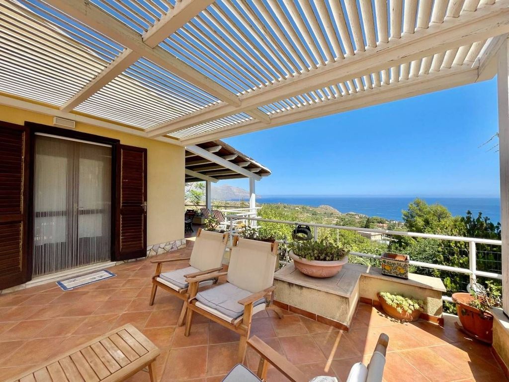 Maison de luxe à vendre à Castellammare Del Golfo, 465 000 €, Photo 1