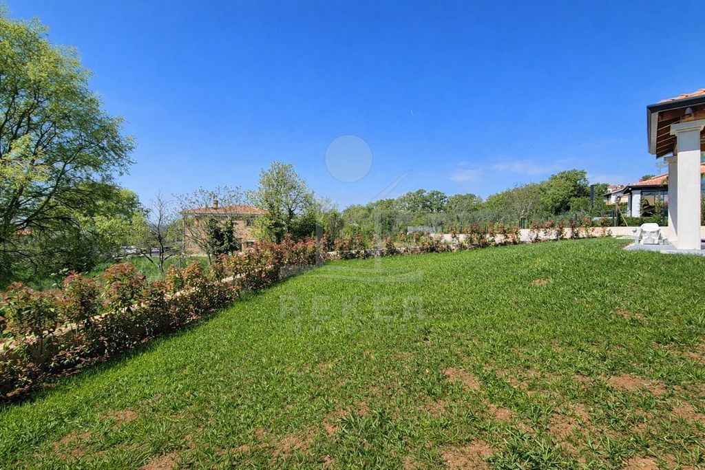 Maison de luxe à vendre à Porec, 664 000 €, Photo 3