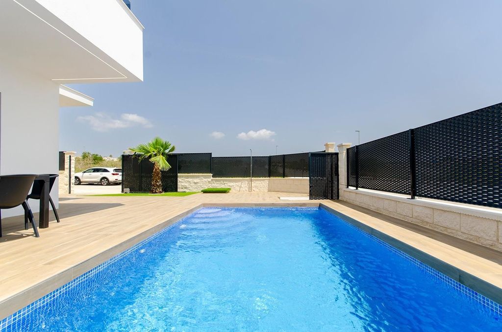 Luxury House for sale in Orihuela, 459 000 €, Photo 4