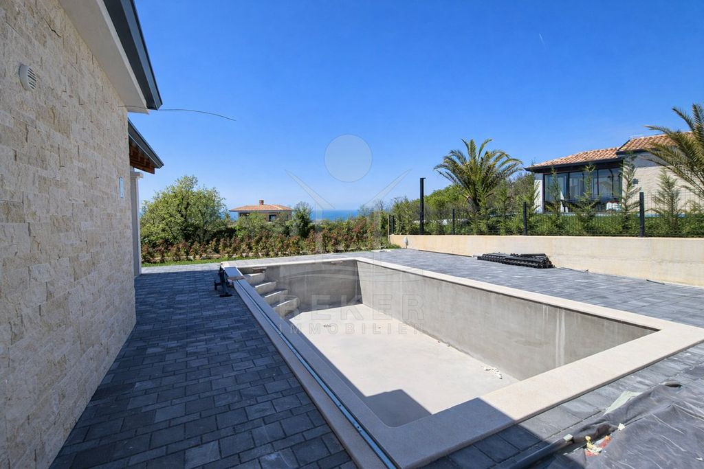 Maison de luxe à vendre à Porec, 664 000 €, Photo 6