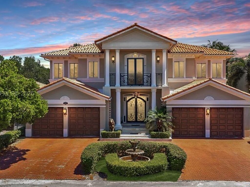 Luxury House for sale in Cutler Bay, 1 045 180 €, Photo 1