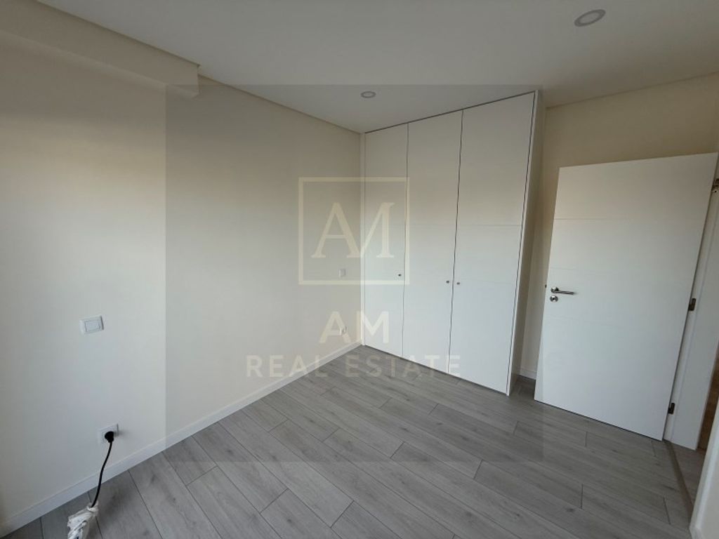 Luxury House for sale in Seixal, 400 000 €, Photo 4