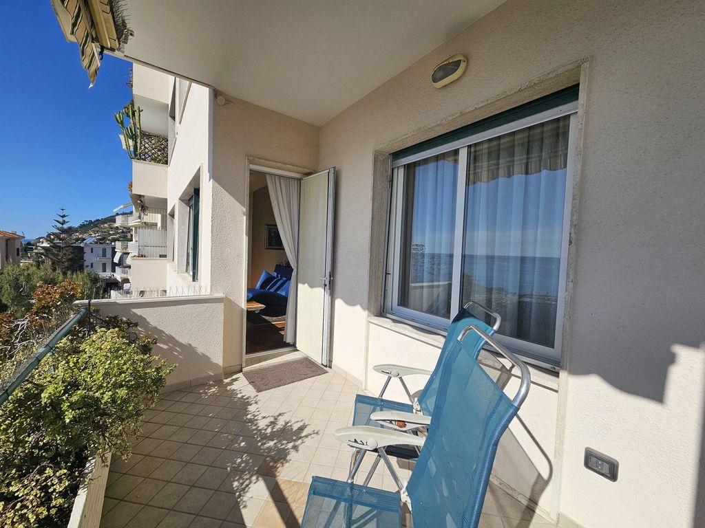 Luxury Apartment for sale in San Remo, 600 000 €, Photo 3