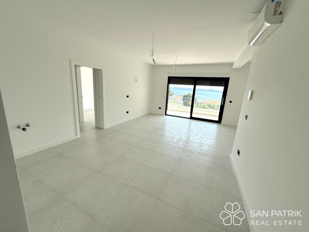 Luxury Apartment for sale in Zadar, 895 000 €, Photo 4