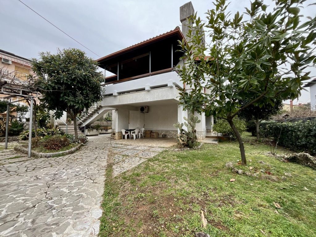 Maison de luxe à vendre à Lovran, 890 000 €, Photo 1