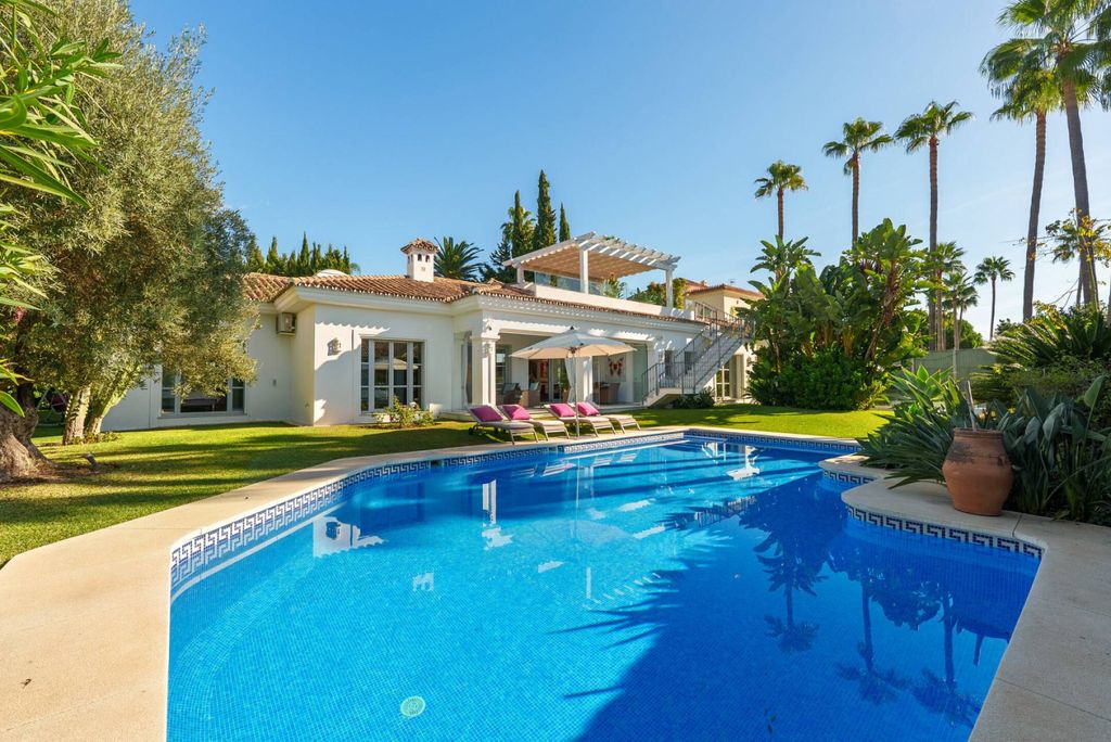 Luxury House for sale in Marbella, 3 995 000 €, Photo 2