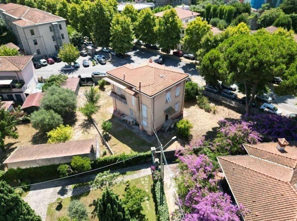 Luxury House for sale in Massa, 900 000 €, Photo 4
