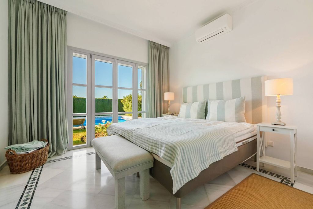 Luxury House for sale in Marbella, 3 995 000 €, Photo 5