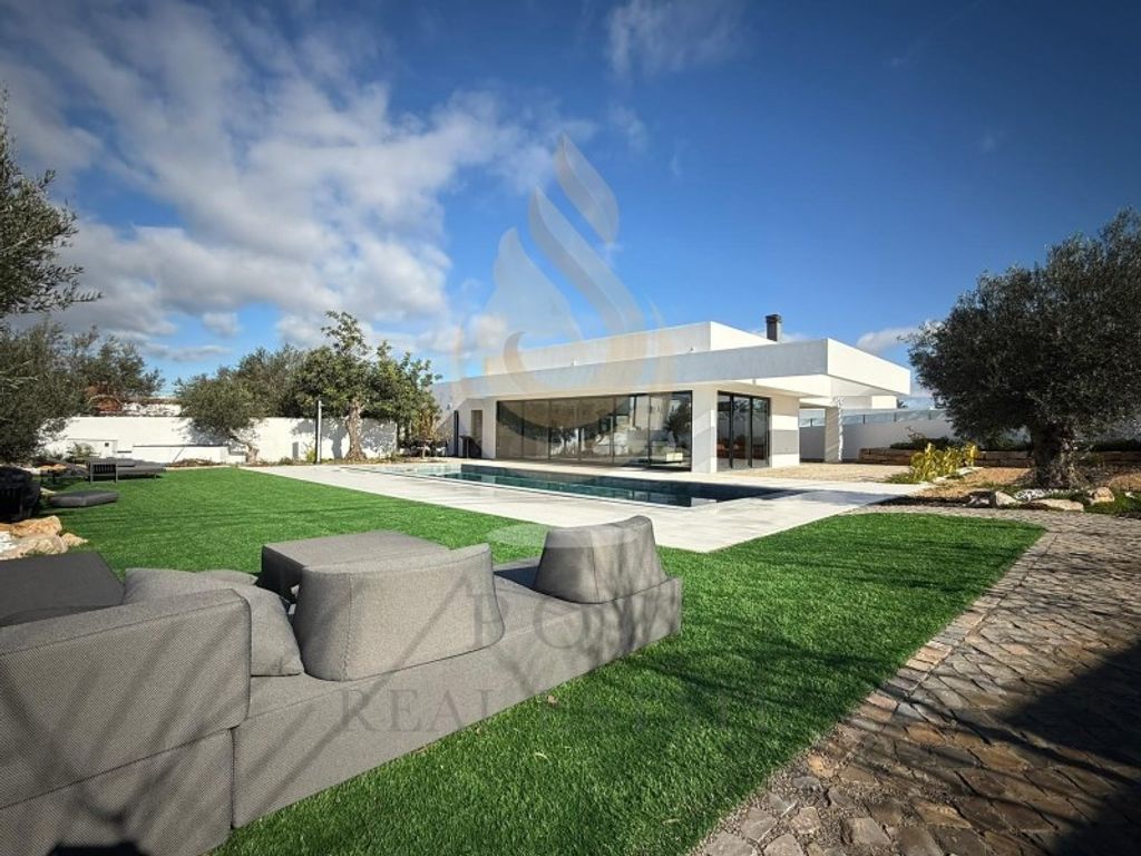 Luxury House for sale in São Brás de Alportel, 1 290 000 €, Photo 1