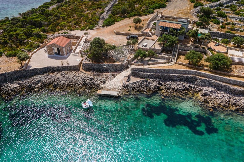 Maison de luxe à vendre à Veli Lošinj, 0 €, Photo 1