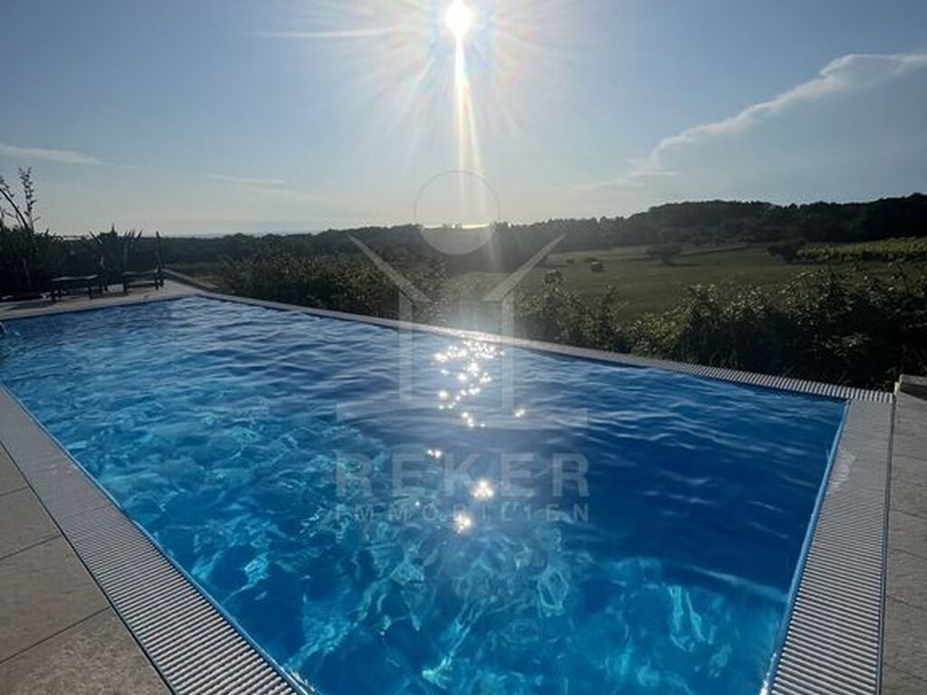 Luxury House for sale in Novigrad, 950 000 €, Photo 4