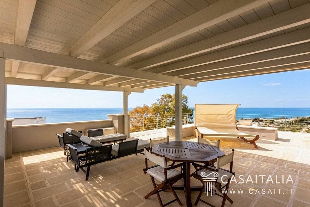 Maison de luxe à vendre à Morciano Di Leuca, 1 380 000 €, Photo 1