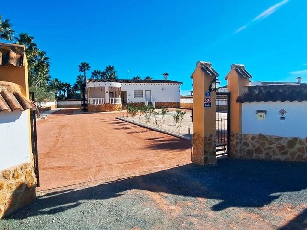 Maison de luxe à vendre à Catral, 485 000 €, Photo 3