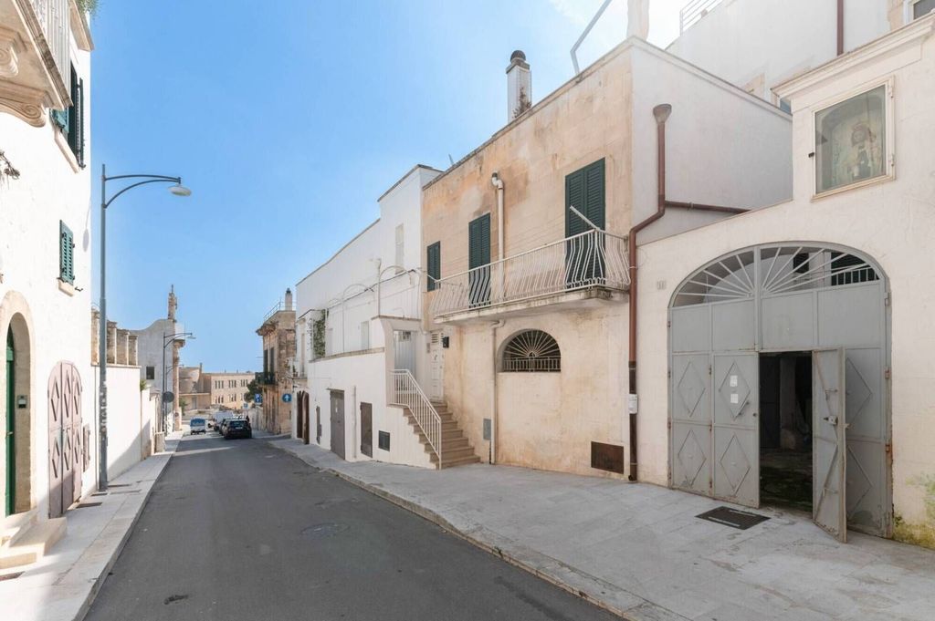 Maison de luxe à vendre à Ostuni, 590 000 €, Photo 1