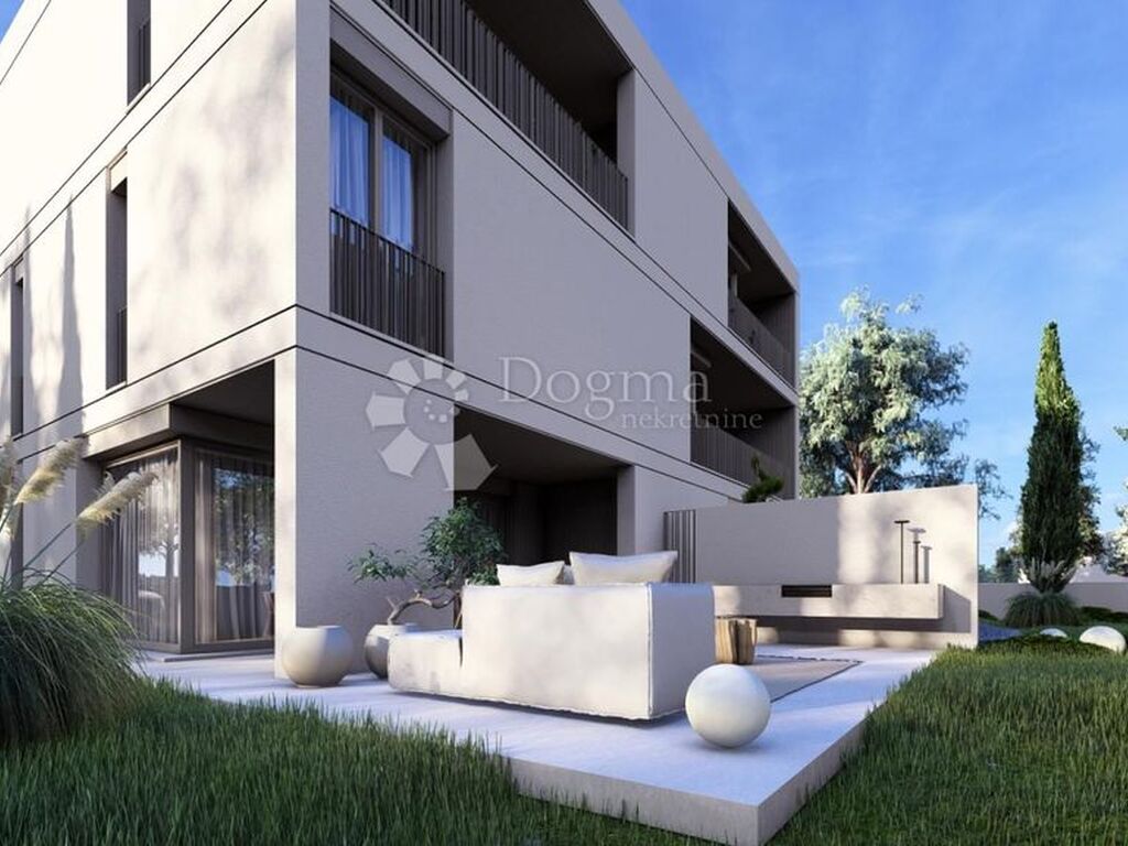 Luxury Apartment for sale in Novigrad, 439 000 €, Photo 1