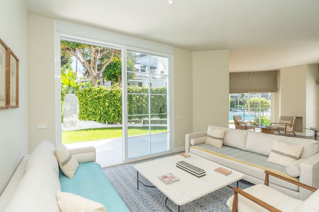 Luxury Apartment for sale in Elviria, 1 495 000 €, Photo 7