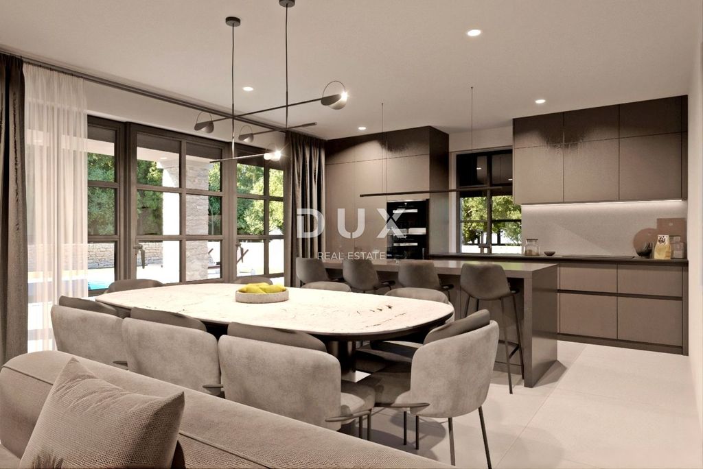 Maison de luxe à vendre à Porec, 665 000 €, Photo 7