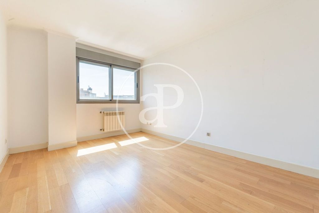 Appartement de luxe à vendre à Madrid, 510 000 €, Photo 1