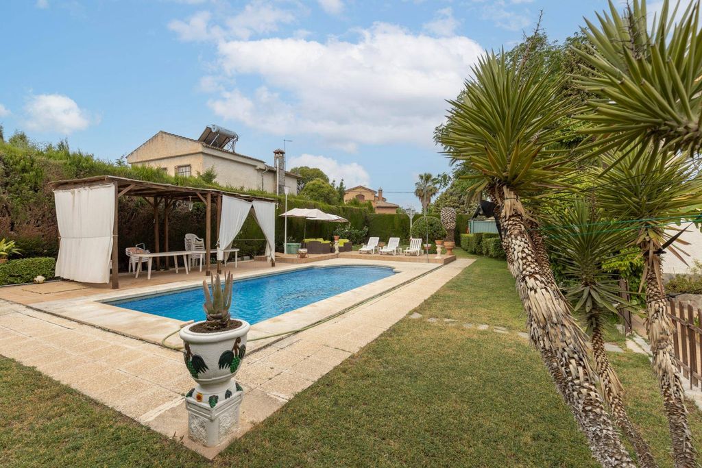 Maison de luxe à vendre à Otura, 449 000 €, Photo 2