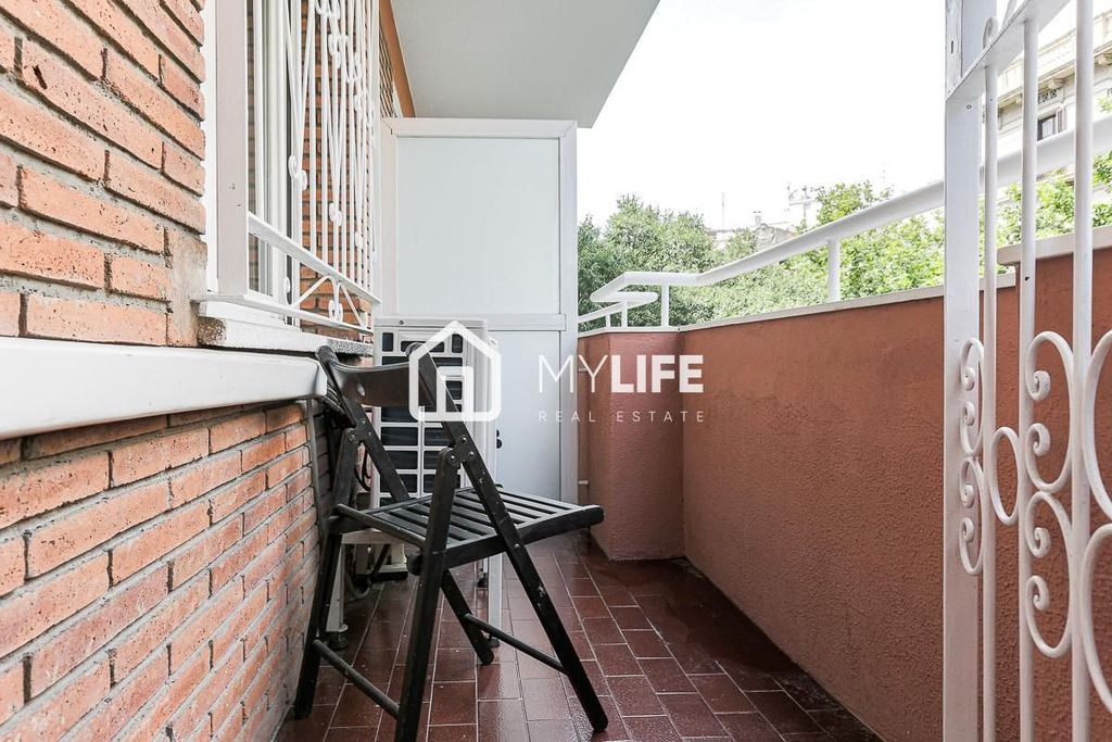 Luxury Apartment for sale in Barcelona, 575 000 €, Photo 6