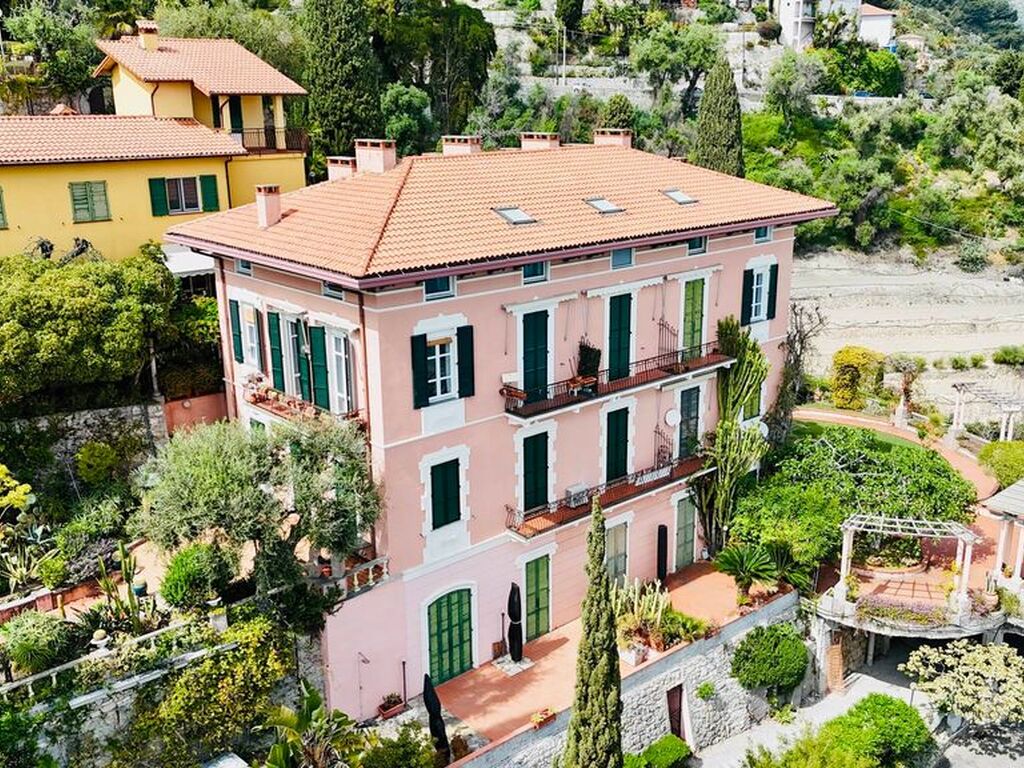 Appartement de luxe à vendre à Ventimiglia, 520 000 €, Photo 1
