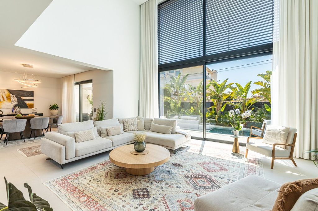 Maison de luxe à vendre à Várkiza, 2 380 000 €, Photo 2