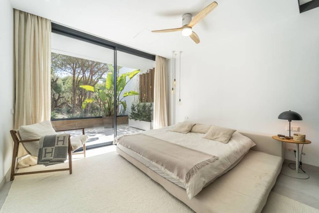 Luxury Apartment for sale in Marbella Del Este, 1 595 000 €, Photo 5