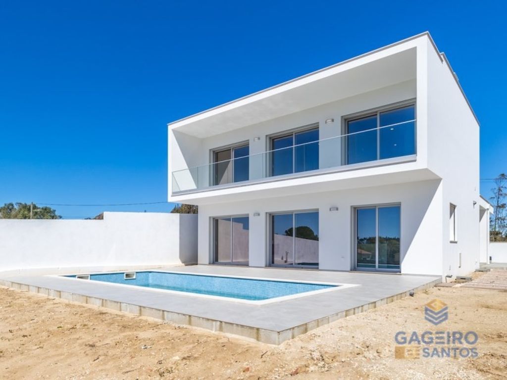Maison de luxe à vendre à Alcobaça, 680 000 €, Photo 1