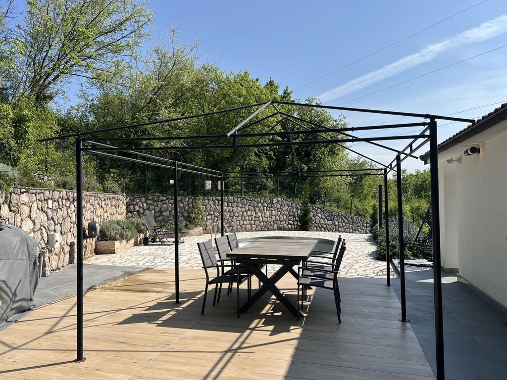 Maison de luxe à vendre à Veprinac, 1 555 000 €, Photo 4